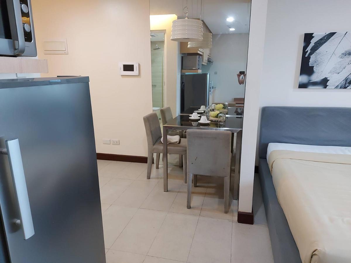 Posh Beds With City View And Pools Mandaluyong Dış mekan fotoğraf