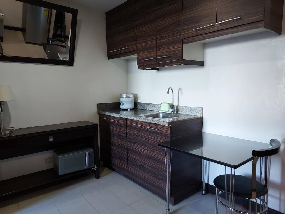 Posh Beds With City View And Pools Mandaluyong Dış mekan fotoğraf