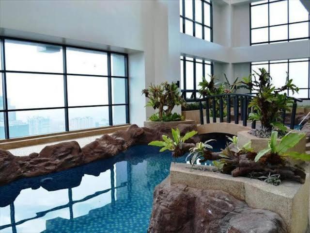 Posh Beds With City View And Pools Mandaluyong Dış mekan fotoğraf