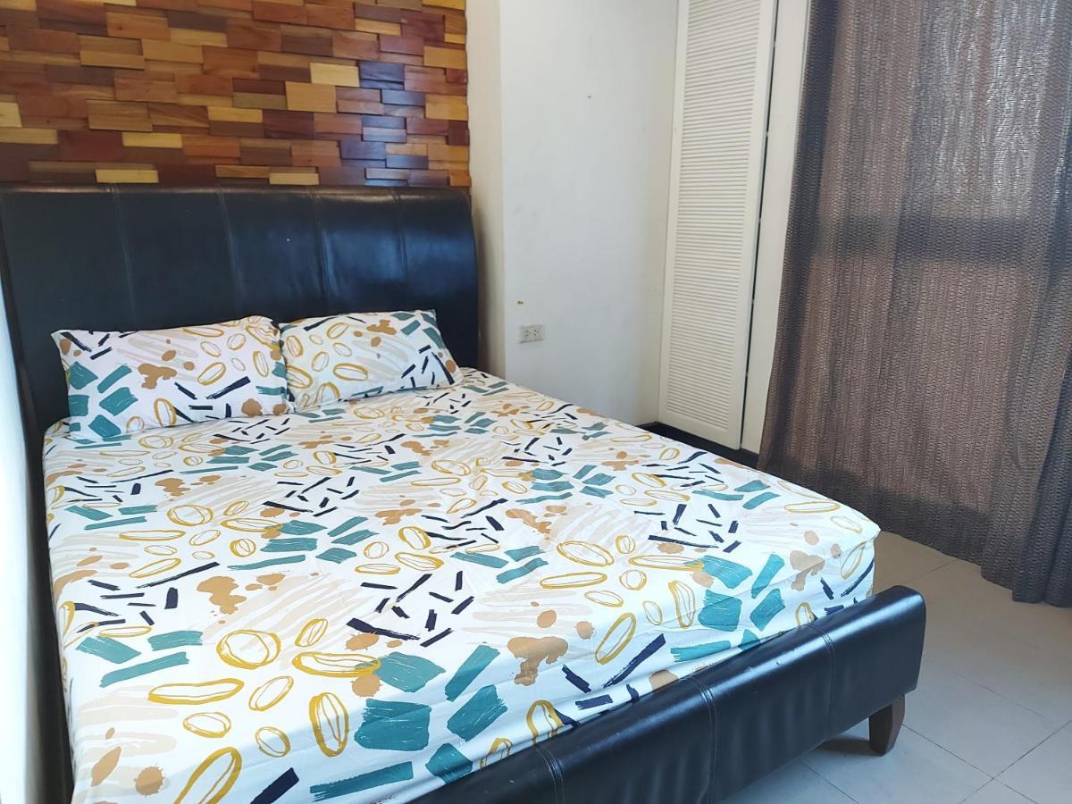 Posh Beds With City View And Pools Mandaluyong Dış mekan fotoğraf