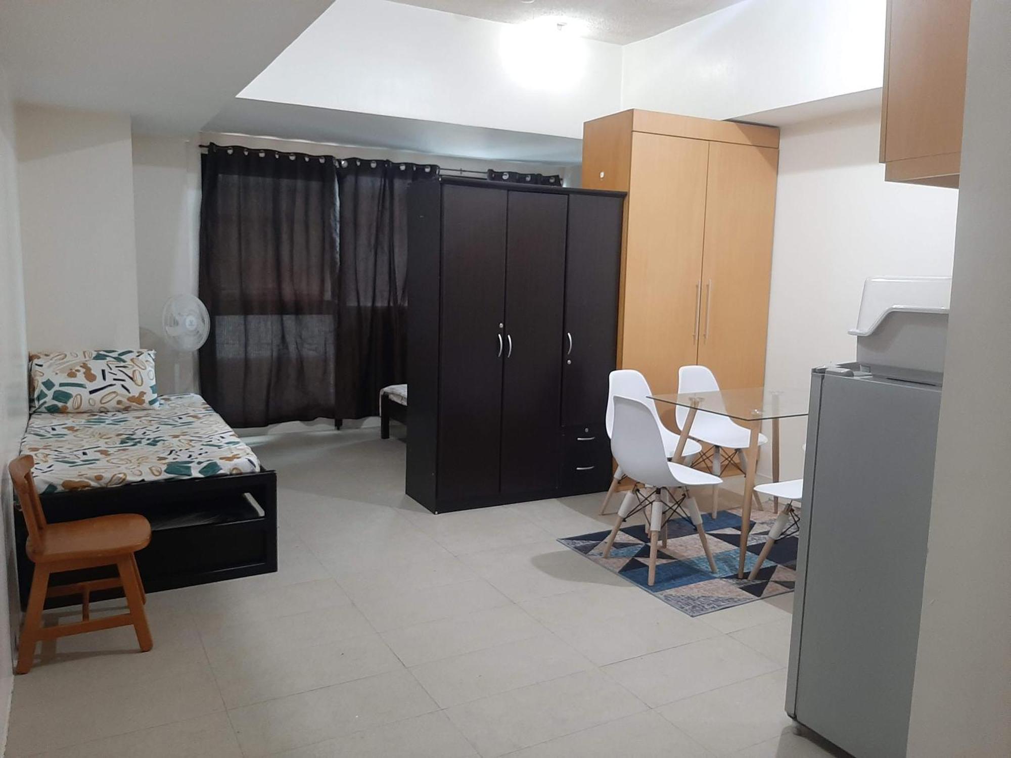 Posh Beds With City View And Pools Mandaluyong Dış mekan fotoğraf